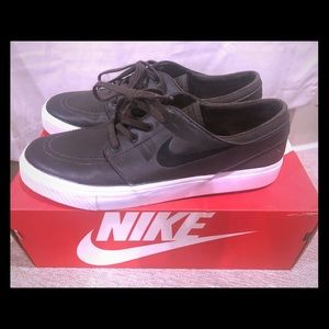 Nike Zoom Air Stefan Janoski Shoes
